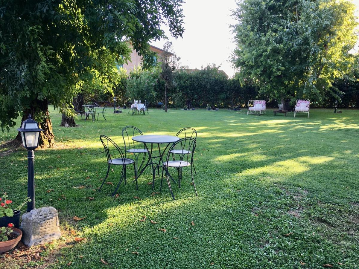 Societa Agricola Le More Agriturismo La Dondina Budrio  Ngoại thất bức ảnh